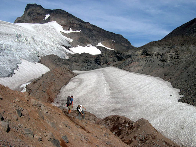 Descending to the snowfields